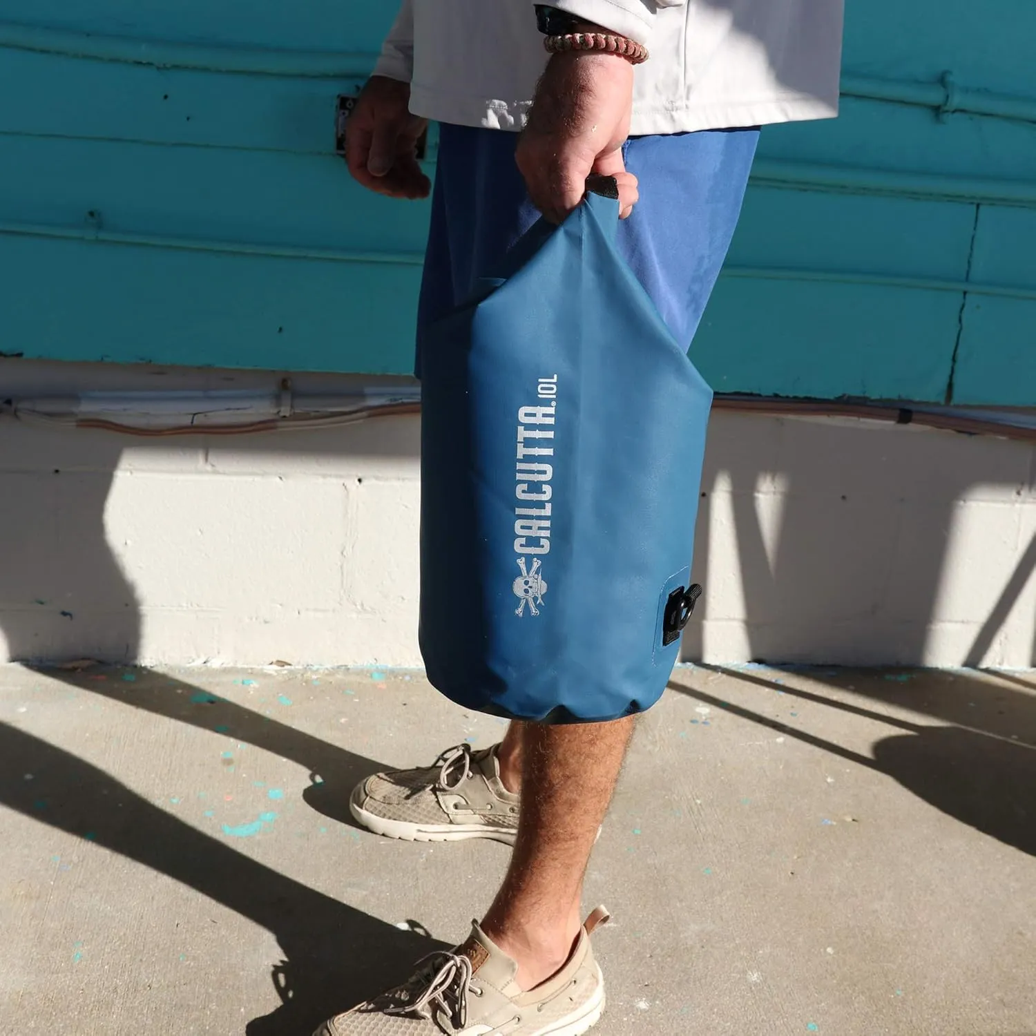 Calcutta Outdoors Waterproof Dry Bag – Lightweight Roll Top Gear, Adjustable Shoulder Strap for Kayaking, Fishing, Beach, Canoe, Swimming, Boating, Camping