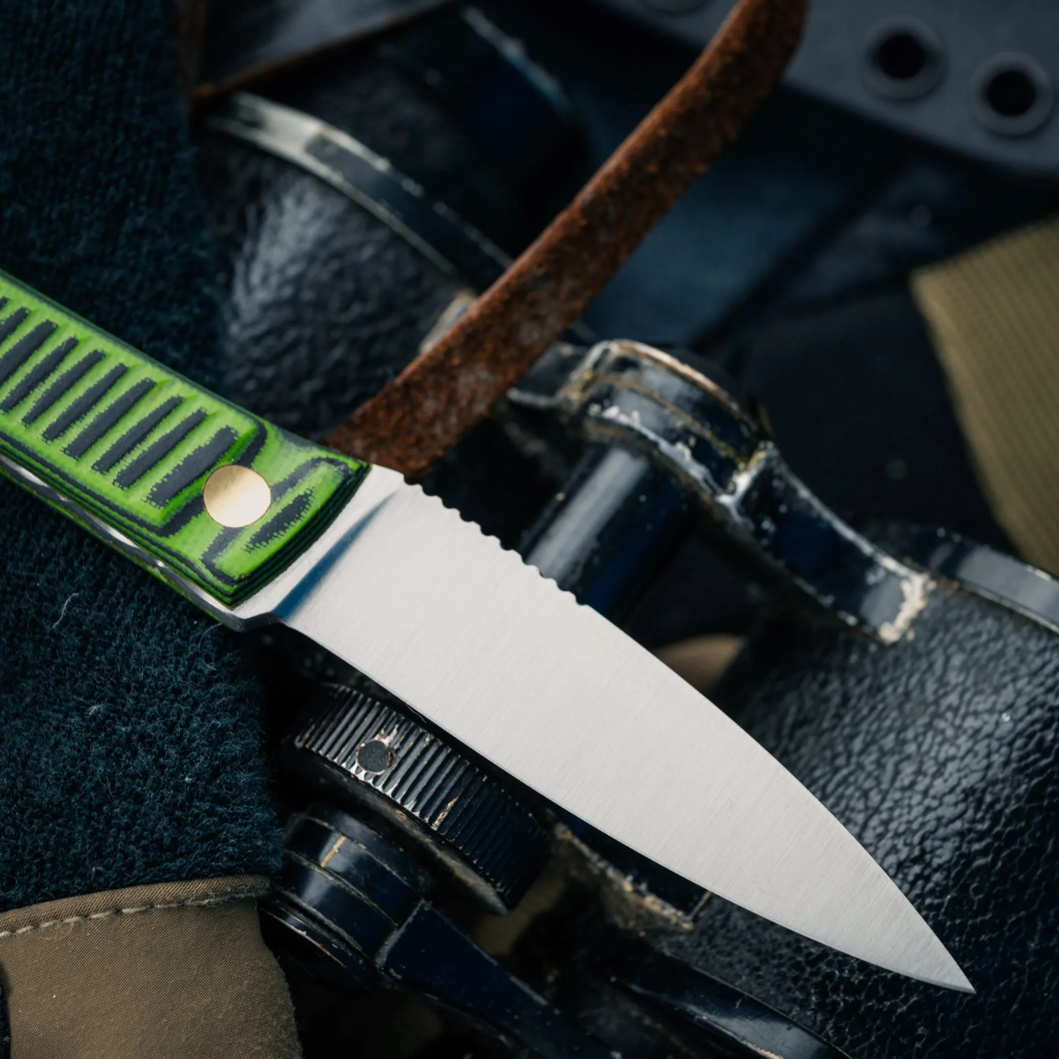 David Mary Spearpoint Neck Knife