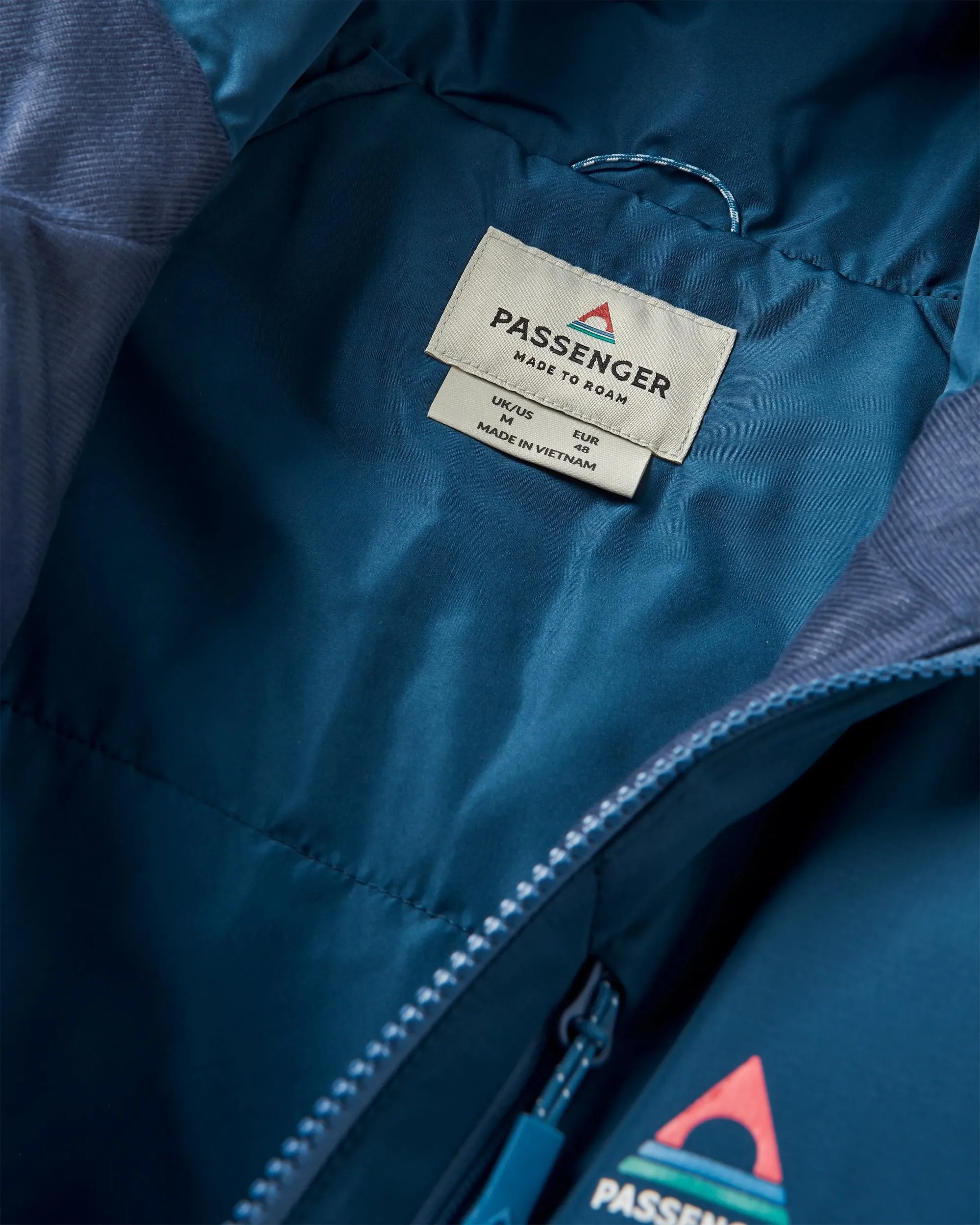 Daybreak Lightweight Recycled Thermore Insulated Jacket - Rich Navy/Dark Denim/Arctic