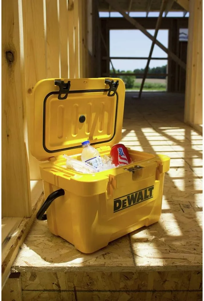 Dewalt DXC10QT 10 Quart Roto-Molded Insulated Lunch Box Cooler