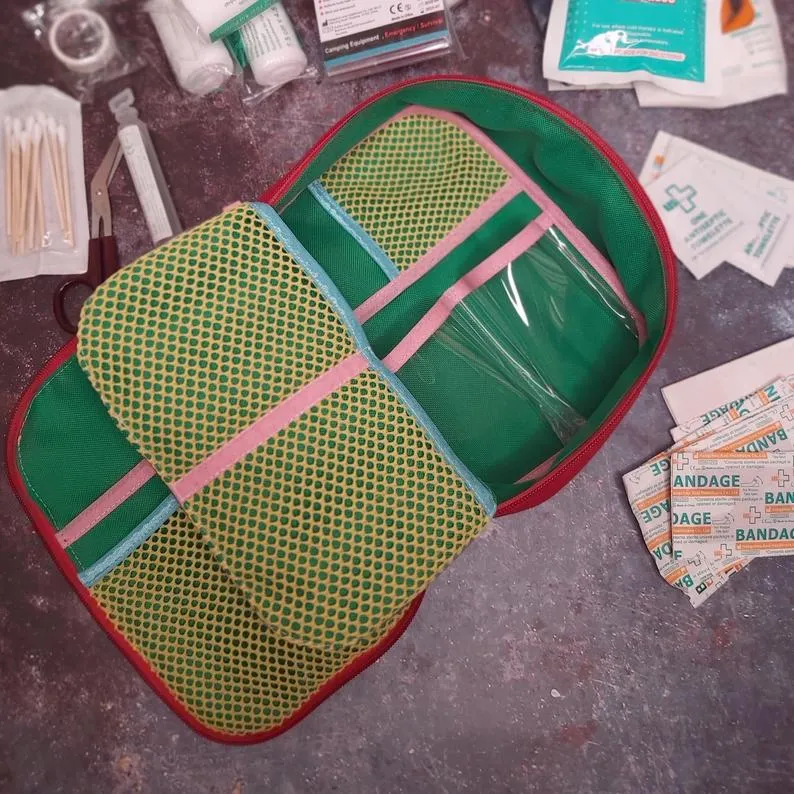First Aid Travel Pouch ( video)