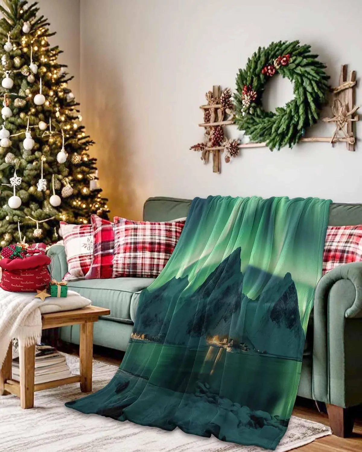 Flannel Fleece Blanket, Winter Polar Ice Islands Ocean Scenery Green Soft Lightweight Coverlet Bedding Throw Blanket for Couch Bed Sofa Travel, 30x40 Inch