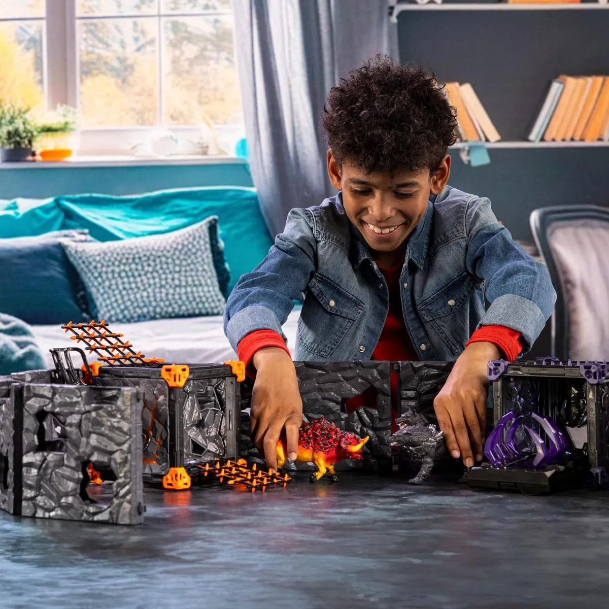 Schleich Eldrador Creatures - 71 PC BattleCave Arena Lava Vs. Shadow Playset - Lava Bull and Shadow Hound Set - Animal Monster Figurines for Boys and Girls - Fun Monster Toys for Kids Ages 7 