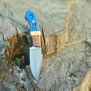 Wolf Cut Handmade Damascus Steel Hunting knife Fixed Blade knife, Bone & Rose Wood Handle Bull Cutter Knife, EDC Utility knife Cowboy Knife Damascus Steel Knife Bushcraft knife Skinning Knife with leather Sheath (Rose Blue black Wood)