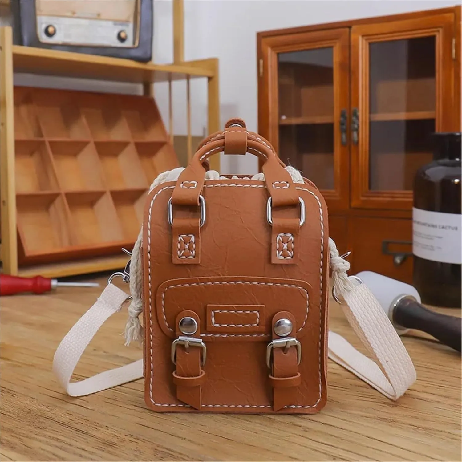 XNQOUS DIY Leather Bag Kit 1Set Leather Handmade Shoulder Messenger Bag DIY Hand LeatherCraft Material for Women(Beige Material Kit)
